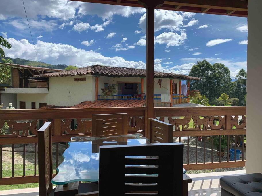 Campestre 201 *